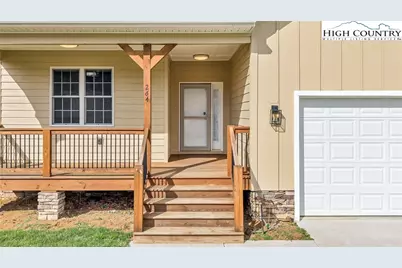 264 W Evergreen Street, West Jefferson, NC 28694 - Photo 4