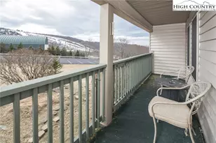 301 Pinnacle Inn Rd, Beech Mountain, NC 28604 - Photo 24