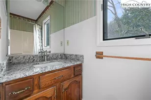 131 Hemlock Rd, Banner Elk, NC 28604 - Photo 18