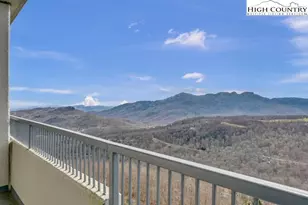 303 Sugar Top Dr, Sugar Mountain, NC 28604 - Photo 1