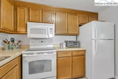 303 Sugar Top Drive #8-1806, Sugar Mountain, NC 28604 - Photo 10