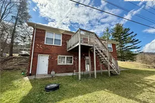 210 Howard's Creek Rd, Boone, NC 28607 - Photo 2