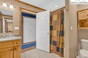 883 Wagon Ridge Ln, Ferguson, NC 28624 - Photo 20