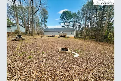 192 Crestwood Loop, Taylorsville, NC 28681 - Photo 6