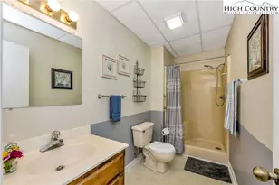 237 Valleyview Dr, Jefferson, NC 28640 - Photo 38