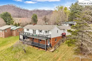 237 Valleyview Dr, Jefferson, NC 28640 - Photo 10