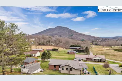 237 Valley View Drive, Jefferson, NC 28640 - Photo 2