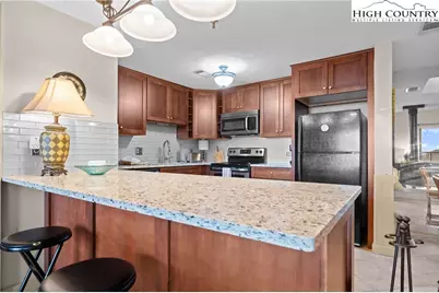 303 Sugar Top Drive #2122, Sugar Mountain, NC 28604 - Photo 10