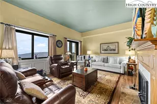 303 Sugar Top Dr, Sugar Mountain, NC 28604 - Photo 6