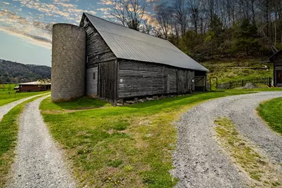 150 Wm Hardy Mast Road, Sugar Grove, NC 28679 - Photo 2