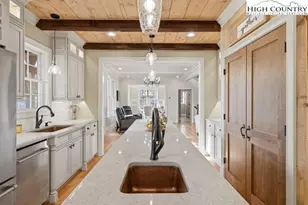 457 Autumn Leaf Wy, Crumpler, NC 28617 - Photo 4