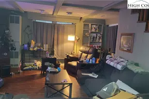 633 Cranberry St, Newland, NC 28657 - Photo 4