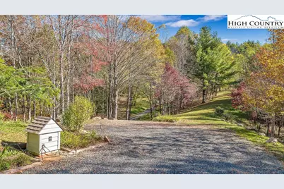 170 Lenape Lane, Creston, NC 28615 - Photo 6