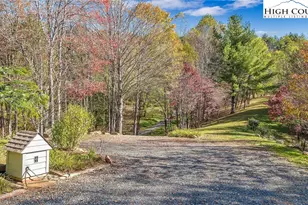 170 Lenape Ln, Creston, NC 28615 - Photo 6