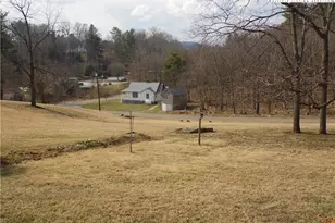 232 Riverview Dr, Sparta, NC 28675 - Photo 44