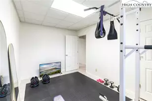 117 Sorrento Park Dr, Blowing Rock, NC 28605 - Photo 38