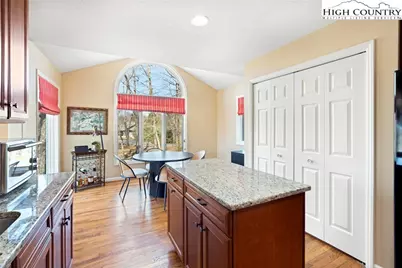 117 Sorrento Park Drive, Blowing Rock, NC 28605 - Photo 12