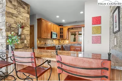 1690 Evergreen, Boone, NC 28607 - Photo 20