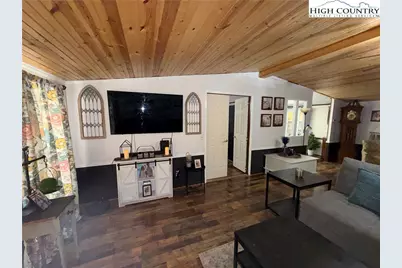 672 Upper Hanging Rock Roads, Spruce Pine, NC 28777 - Photo 6