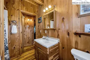 461 E Hidden Mountain Ln, Crumpler, NC 28617 - Photo 22