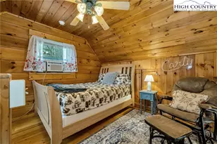 461 E Hidden Mountain Ln, Crumpler, NC 28617 - Photo 24