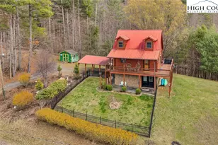 461 E Hidden Mountain Ln, Crumpler, NC 28617 - Photo 1