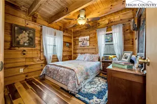 461 E Hidden Mountain Ln, Crumpler, NC 28617 - Photo 18