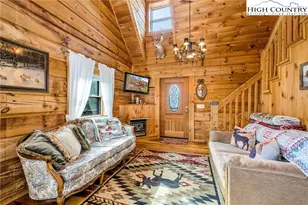 461 E Hidden Mountain Ln, Crumpler, NC 28617 - Photo 16