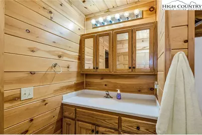 619 Falcon Ridge Drive, West Jefferson, NC 28694 - Photo 22