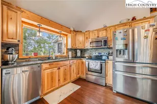 109 Mountain Ivy Ln, Boone, NC 28607 - Photo 14