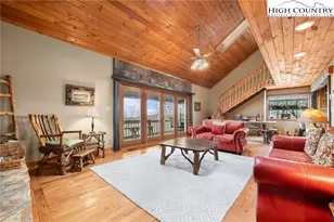 173 Chipmunk Ln, Blowing Rock, NC 28605 - Photo 8