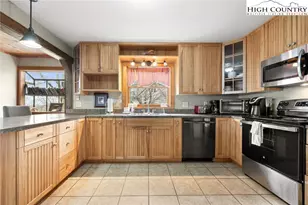 173 Chipmunk Ln, Blowing Rock, NC 28605 - Photo 12