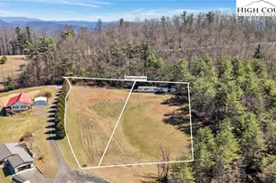 165 Foggy Ridge Dr, West Jefferson, NC 28694 - Photo 4