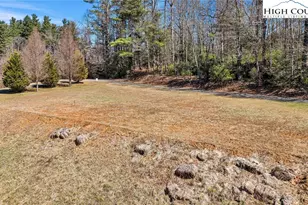 165 Foggy Ridge Dr, West Jefferson, NC 28694 - Photo 6