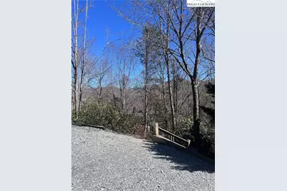 165 Briarcliff Road #J42, Banner Elk, NC 28604 - Photo 2