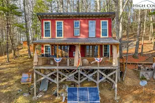 871 Lower Nettle Knob Rd, West Jefferson, NC 28694 - Photo 2