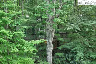 206 Oak Rd, Beech Mountain, NC 28604 - Photo 2