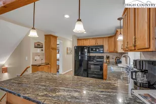 449 Alderly Cir, Blowing Rock, NC 28605 - Photo 20