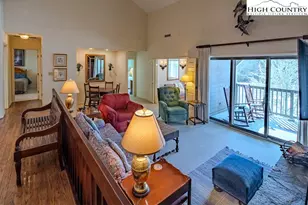 185 Waterside Dr, Blowing Rock, NC 28605 - Photo 2