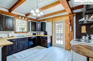 17 Grey Fox Ridge Rd, Banner Elk, NC 28604 - Photo 16