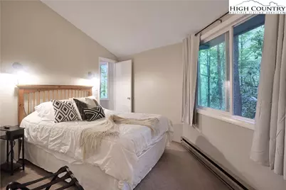 560 Laurel Ridge Road, Banner Elk, NC 28604 - Photo 14