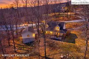 323 Sugar Tree Ln, Sugar Mountain, NC 28604 - Photo 2