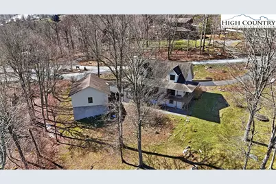 323 Sugar Tree Lane, Sugar Mountain, NC 28604 - Photo 8