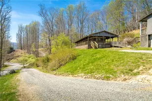 351 Timber Ridge Rd, Sugar Grove, NC 28679 - Photo 32