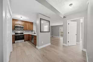 800 Meadowview Dr, Boone, NC 28607 - Photo 10