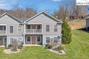 152 Amberwood Ln, Jefferson, NC 28640 - Photo 1