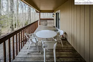 102 N Hickory Ln, Beech Mountain, NC 28604 - Photo 20