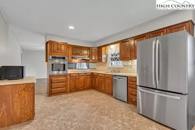 316 Fox Ridge Road, Wilkesboro, NC 28697 - Photo 6