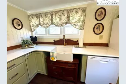 303 Sugar Tree, Warrensville, NC 28693 - Photo 20