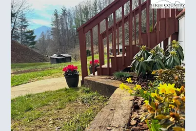 303 Sugar Tree, Warrensville, NC 28693 - Photo 6